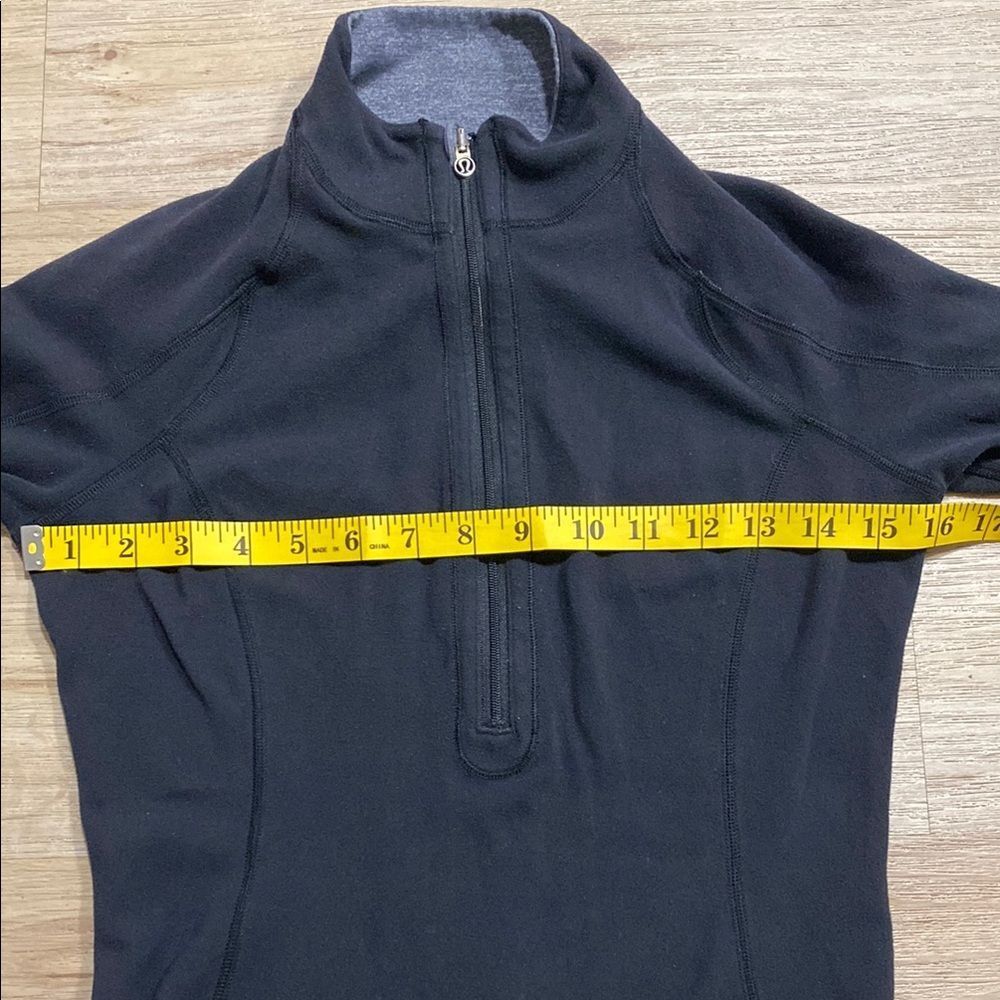 Lululemon Run: U-Turn Pullover (First Release) Reversible Black Gray Size 4 - Picture 5 of 16